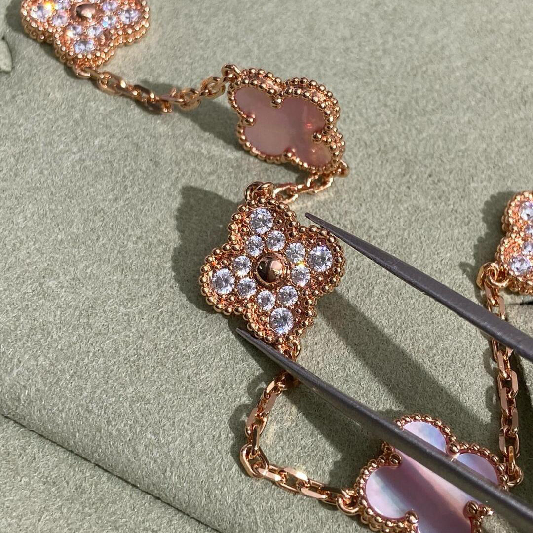 [baslovejewels]CLOVER 10 MOTIFS DIAMOND PINK MOP NECKLACE