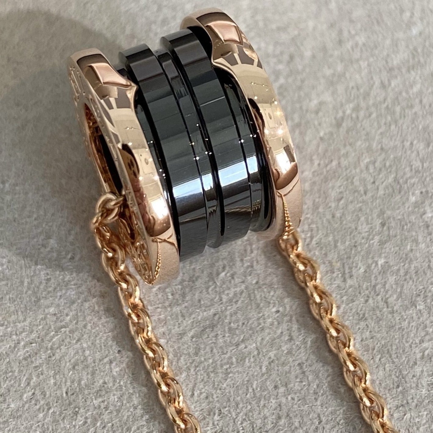 [baslovejewels]ZERO 1 BLACK CERAMIC PINK GOLD NECKLACE