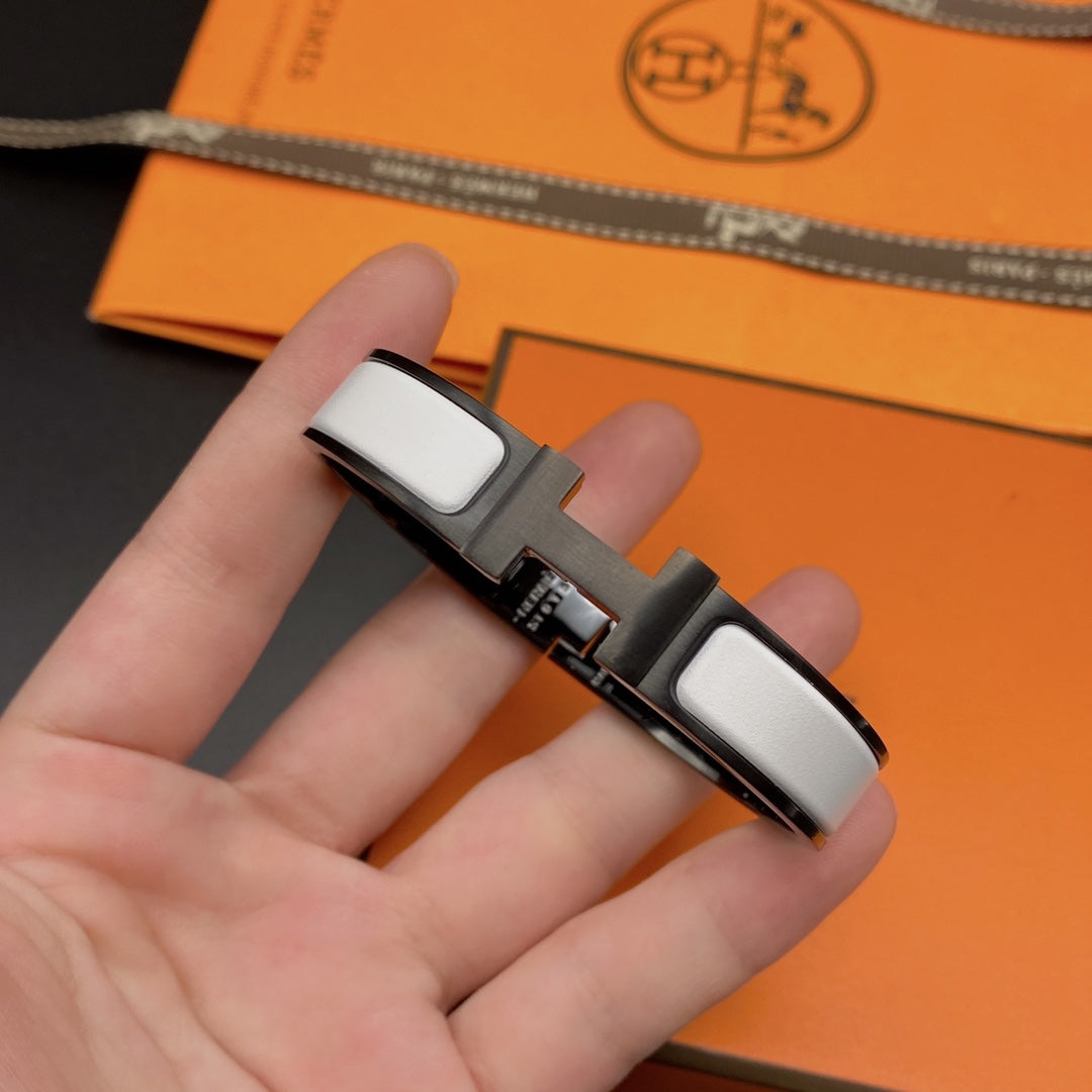 [baslovejewels]H BRACELET 12MM BLACK WHITE CERAMIC