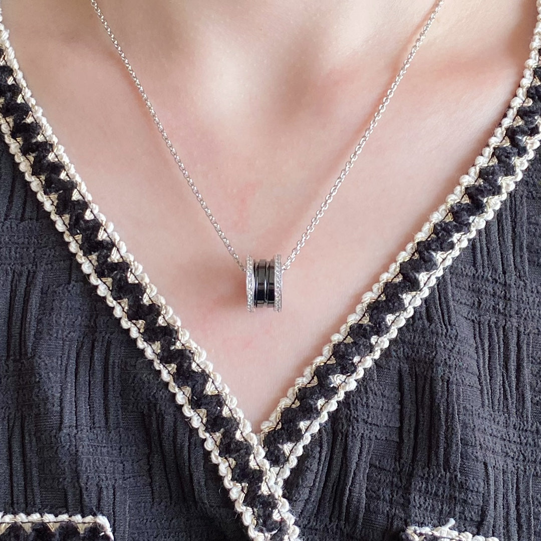 [baslovejewels]ZERO 1 DIAMOND CERAMIC NECKLACE
