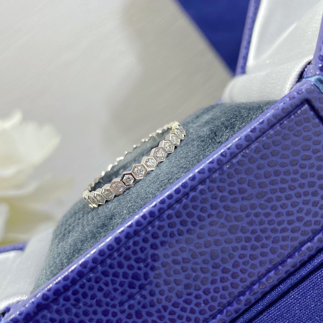 [baslovejewels]BEE LOVE DIAMOND PAVED SMALL RING