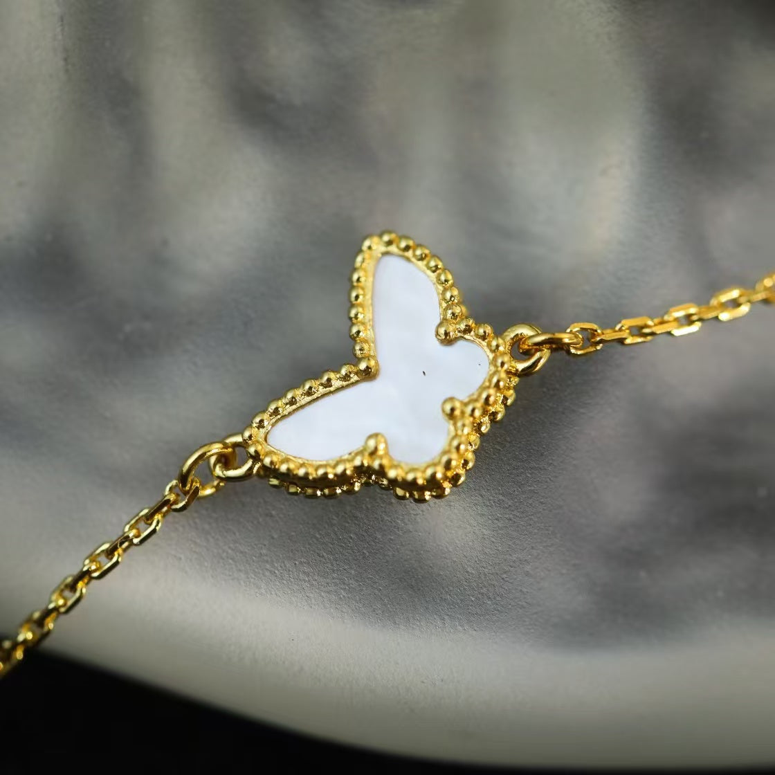 [basloveJW]BUTTERFLY MOP  BUTTERFLY BRACELET