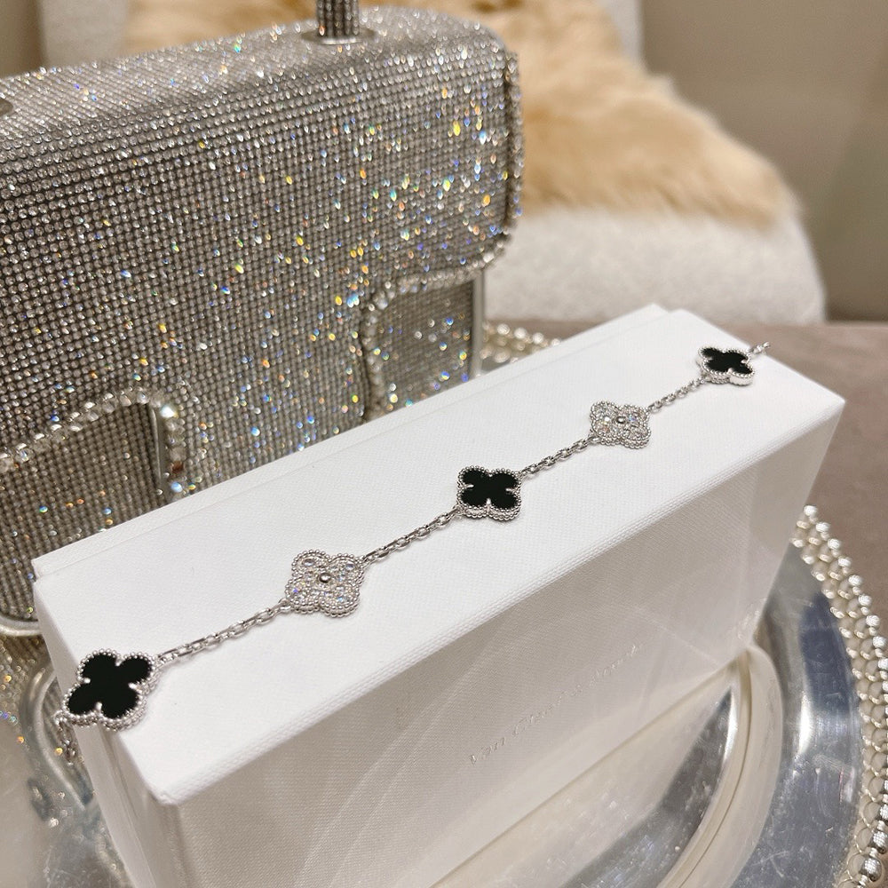 [baslovejewels]CLOVER 5 MOTIF ONYXS DIAMOND BRACELET SILVER