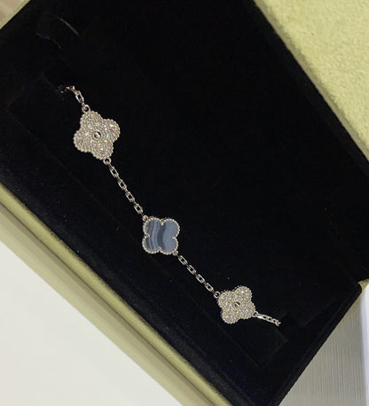 [baslovejewels]CLOVER  5 MOTIF DIAMOND PURPLE CHALCEDONY BRACELET SILVER