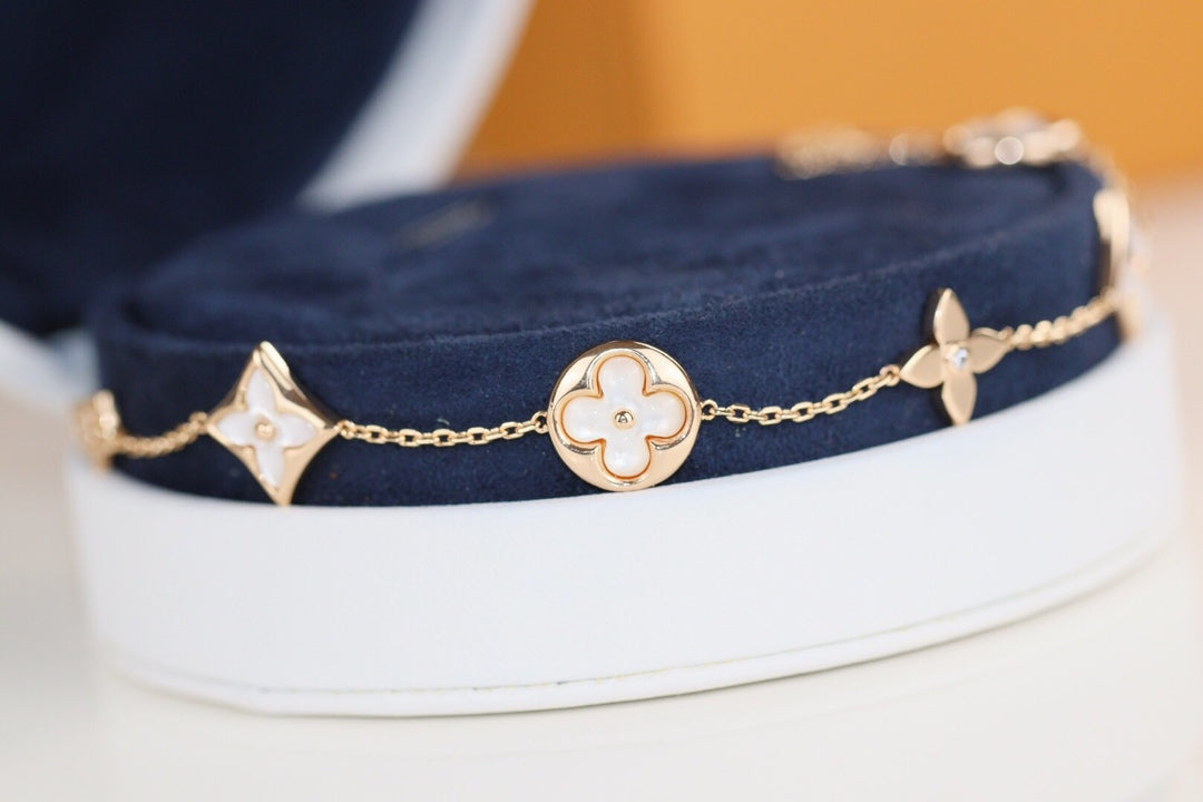[baslovejewels]LEAF CLOVER BRACELET