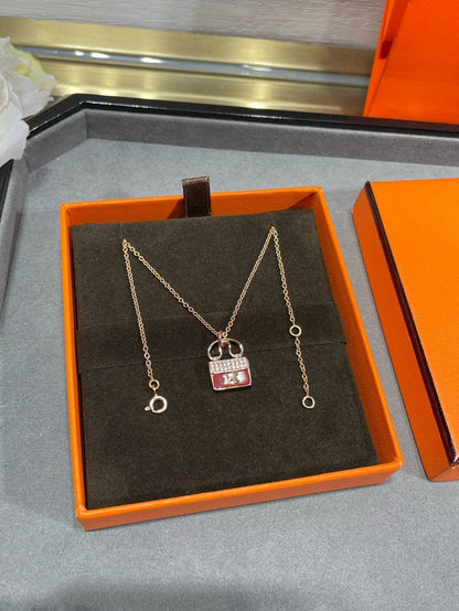 [baslovejewels]H CIRCE MOISSANITE PENDANT NECKLACE GOLD