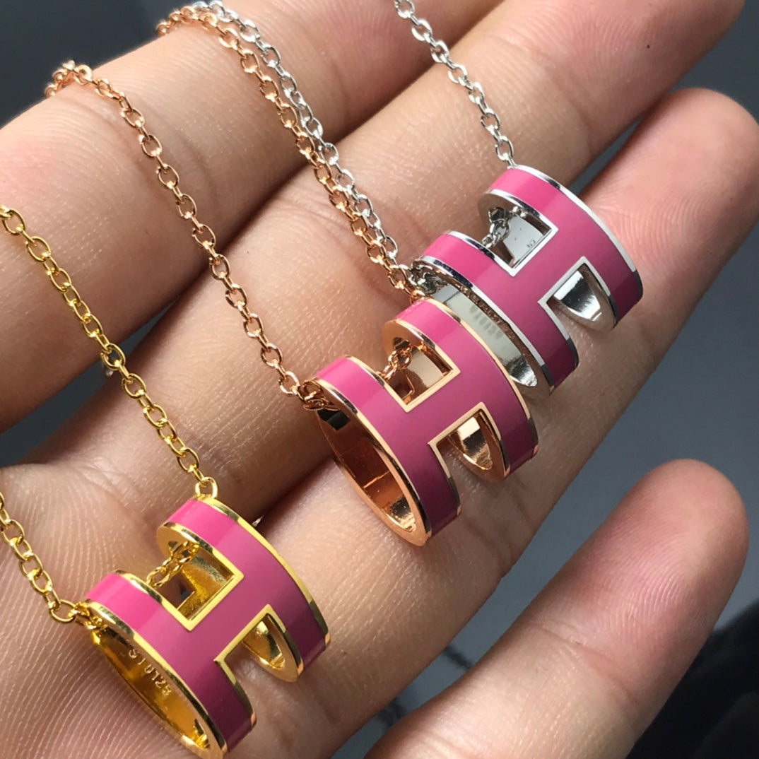 [baslovejewels]H NECKLACE PINK